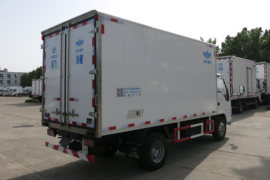 庆铃底盘&nbsp;冷藏车外观图片
