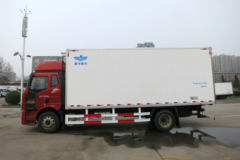一汽解放 J6L 260马力 4X2 6.61米冷藏车(新飞牌)(XKC5180XLC6A)