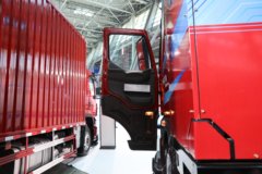 东风柳汽 乘龙H7重卡 6X4 纯电动换电牵引车282kWh 东风柳汽 乘龙H7重卡 6X4 纯电动换电牵引车282kWh