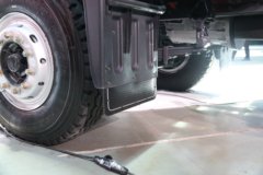 东风柳汽 乘龙H7重卡 6X4 纯电动换电牵引车282kWh 东风柳汽 乘龙H7重卡 6X4 纯电动换电牵引车282kWh