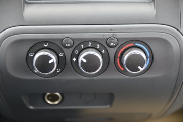 ���� ����V5 130���� 4.22�׵��Ų�դʽ�Ῠ(����)ͼƬ