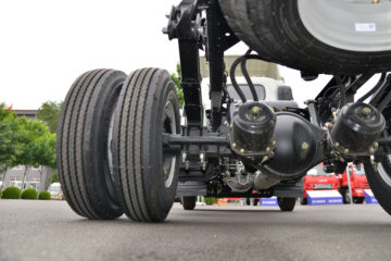 ���� ����V5 130���� 4.22�׵��Ų�դʽ�Ῠ(����)ͼƬ