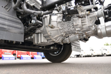 ���� ����V5 130���� 4.22�׵��Ų�դʽ�Ῠ(����)ͼƬ