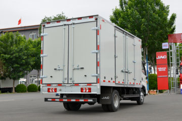 ���� ����V5 130���� 4.15�׵�����ʽ�Ῠ(����)ͼƬ