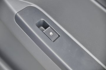 ���� ����V5 130���� 4.15�׵�����ʽ�Ῠ(����)ͼƬ