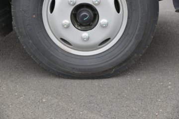���� ����V5 130���� 4.15�׵�����ʽ�Ῠ(����)ͼƬ