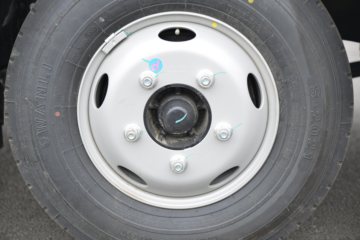 ���� ����V5 130���� 4.15�׵�����ʽ�Ῠ(����)ͼƬ