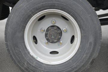 ���� ����V5 130���� 4.15�׵�����ʽ�Ῠ(����)ͼƬ