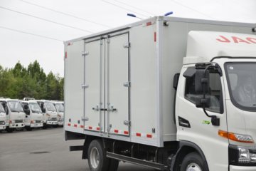 ���� ����V5 130���� 4.15�׵�����ʽ�Ῠ(����)ͼƬ