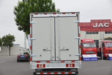 ���� ����V5 130���� 4.15�׵�����ʽ�Ῠ(����)ͼƬ