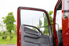 江淮 德沃斯V8 大金牛mini 170马力 5.48米排半仓栅式载货车(国六)(HFC5140CCYP61K1D7S)