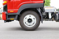 江淮 德沃斯V8 大金牛mini 170马力 5.48米排半仓栅式载货车(国六)(HFC5140CCYP61K1D7S)