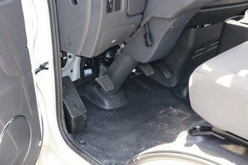 ���� ����X5 1.6L 120���� ���� 3.31�׵�������΢��(����)(HFC1030PV4E6B4S)ͼƬ