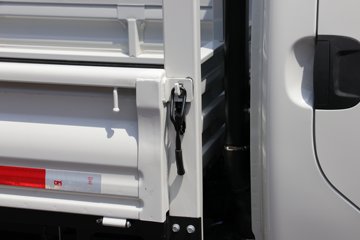 ���� ����X5 1.6L 120���� ���� 3.31�׵�������΢��(����)(HFC1030PV4E6B4S)ͼƬ