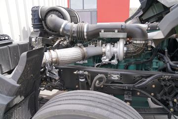 һ����� J7�ؿ� 560���� 8X4 9.5��AMT�Զ�����ʽ�ػ���(����)(CA5310XXYP77K24T4E6)ͼƬ