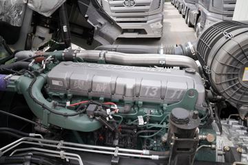 һ����� J7�ؿ� 560���� 8X4 9.5��AMT�Զ�����ʽ�ػ���(����)(CA5310XXYP77K24T4E6)ͼƬ