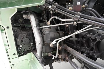 һ����� J7�ؿ� 560���� 8X4 9.5��AMT�Զ�����ʽ�ػ���(����)(CA5310XXYP77K24T4E6)ͼƬ