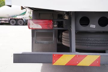 һ����� J7�ؿ� 560���� 8X4 9.5��AMT�Զ�����ʽ�ػ���(����)(CA5310XXYP77K24T4E6)ͼƬ