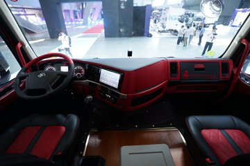 �������� ����H5 ���ư� 270���� 4X2 ��դʽ�ػ���ͼƬ