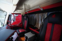 东风柳汽 乘龙H5 订制版 270马力 4X2 仓栅式载货车