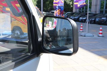 �������� С���Q�� 122���� 4X2 2.7����ж��(����)ͼƬ