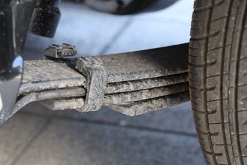 �������� С���Q�� 122���� 4X2 2.7����ж��(����)ͼƬ