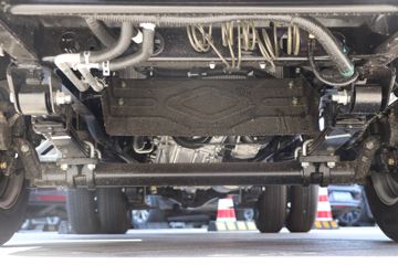 �������� С���Q�� 122���� 4X2 2.7����ж��(����)ͼƬ