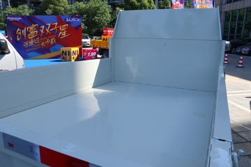 �������� С���Q�� 122���� 4X2 2.7����ж��(����)ͼƬ