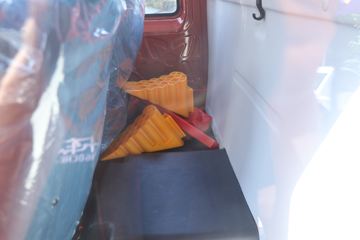 �������� С���C�� 95���� 4X2 2.6����ж��(����)ͼƬ