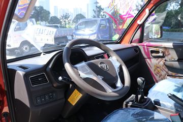 �������� С���C�� 95���� 4X2 2.6����ж��(����)ͼƬ