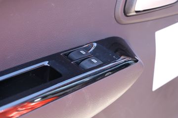 �������� С���C�� 95���� 4X2 2.6����ж��(����)ͼƬ