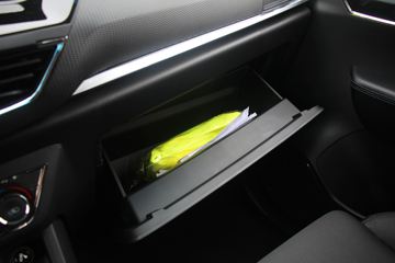 ������ʮ�� �￧TAGA H 2021�� 3.0T���� 142���� ���� �����˫��Ƥ��(����)ͼƬ