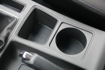 ������ʮ�� �￧TAGA H 2021�� 3.0T���� 142���� ���� �����˫��Ƥ��(����)ͼƬ