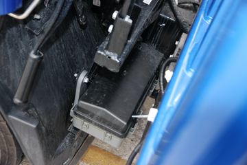 ���� ˧��Q3 130���� 4.13�׵�����ʽ�Ῠ(����)(HFC5041XXYP73K1C7S-1)ͼƬ