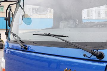 ���� ˧��Q7 170���� 5.4�׵��Ų�դʽ�Ῠ(����)ͼƬ