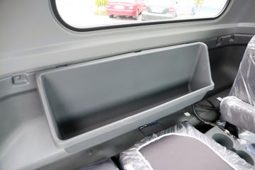 ���� ˧��Q7 170���� 5.4�׵��Ų�դʽ�Ῠ(����)ͼƬ
