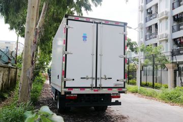 东风凯普特底盘&nbsp;冷藏车外观图片