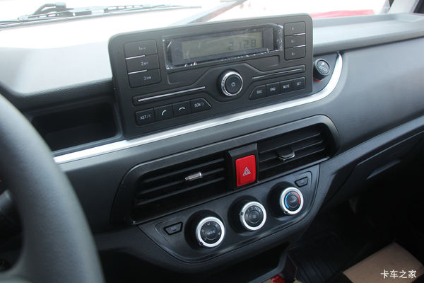 �����Ῠ�������ֹ�Ծ��S70-28��������2000Ԫ��