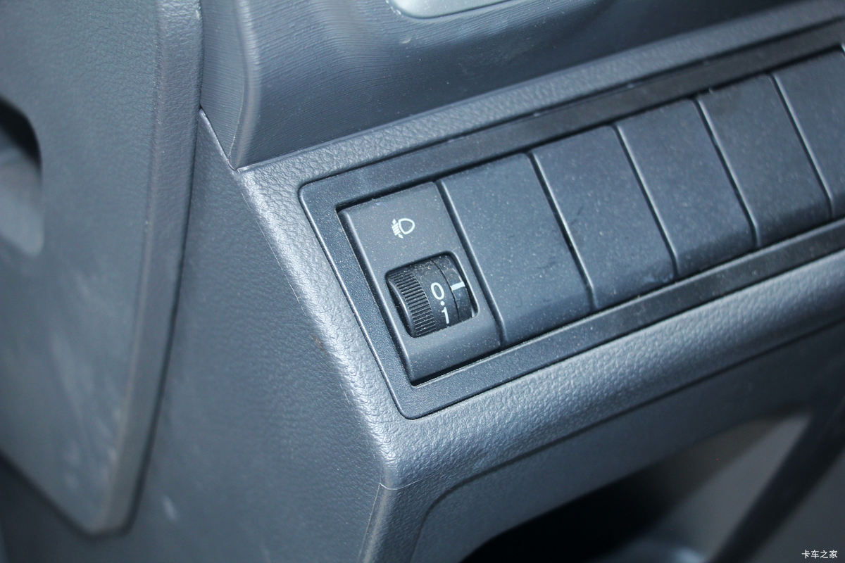 Ծ�� ����S80 1.5L 113���� ���� 3.36�׵�������С��(����)(SH1033PEGCNZ2)��ʻ��                                               