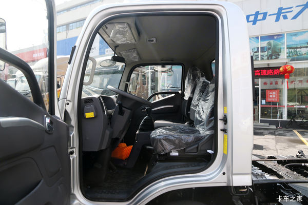 �����½���4��2��ʽ���䳵̫ԭ�л��ȴ����� �����ߴ�0.8��