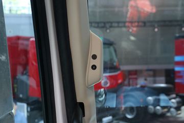 �������� ����T7C����� 600���� 6X4 AMT�Զ���ǣ����(����)ͼƬ