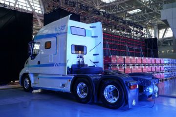 �������� ����T7L����� 600���� 6X4 AMT�Զ���ǣ����(����)ͼƬ