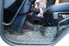 东风柳汽 乘龙T7C生活舱 600马力 6X4 AMT自动挡牵引车(国六)