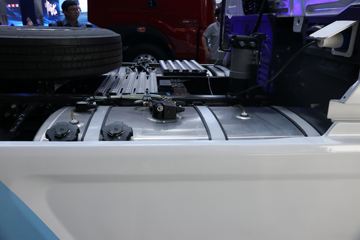 �������� ����T7C����� 600���� 6X4 AMT�Զ���ǣ����(����)ͼƬ