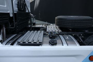 �������� ����T7C����� 600���� 6X4 AMT�Զ���ǣ����(����)ͼƬ