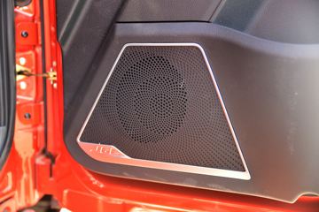 һ����� J6L�п� ��Ӣ�� 240���� 4X2 6.75�ײ�դʽ�ػ���(CA5180CCYP62K1L4A1E5)ͼƬ