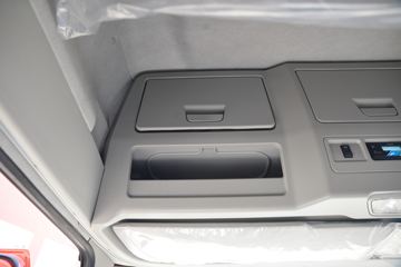 һ����� J6L�п� ��Ӣ�� 240���� 4X2 6.75�ײ�դʽ�ػ���(CA5180CCYP62K1L4A1E5)ͼƬ