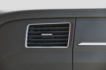 һ����� J6L�п� ��Ӣ�� 240���� 4X2 6.75�ײ�դʽ�ػ���(CA5180CCYP62K1L4A1E5)ͼƬ