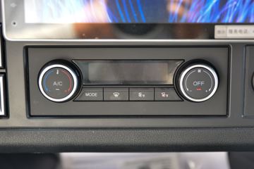 һ����� J6L�п� ��Ӣ�� 240���� 4X2 6.75�ײ�դʽ�ػ���(CA5180CCYP62K1L4A1E5)ͼƬ