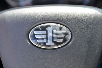 һ����� J6L�п� ��Ӣ�� 240���� 4X2 6.75�ײ�դʽ�ػ���(CA5180CCYP62K1L4A1E5)ͼƬ